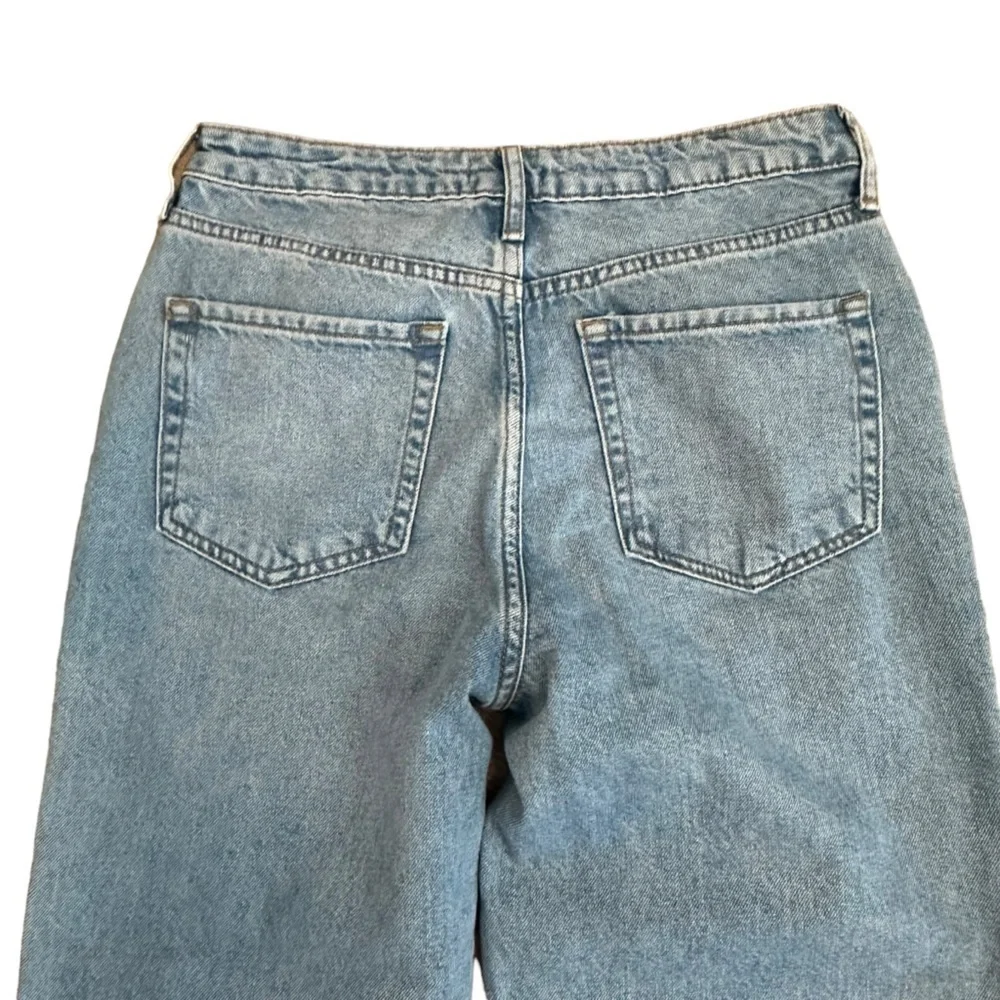 Forever 21 Premium high waisted distressed straight leg boyfriend jeans - Picture 6 of 14